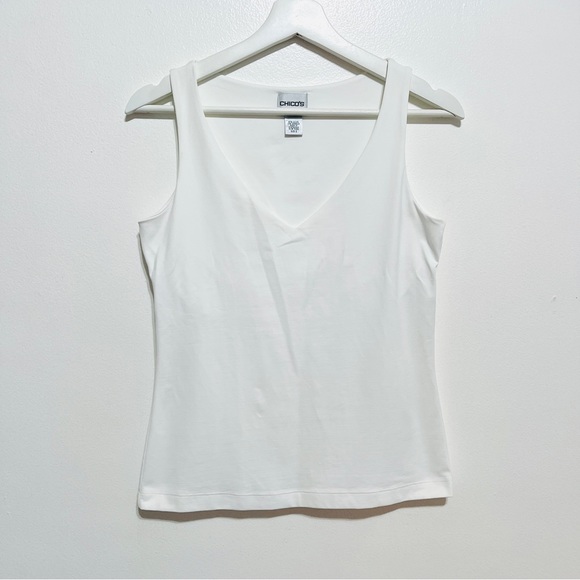 Chico’s 0 (small) V-Neck Sleeveless Spandex White Tank - Picture 1 of 7